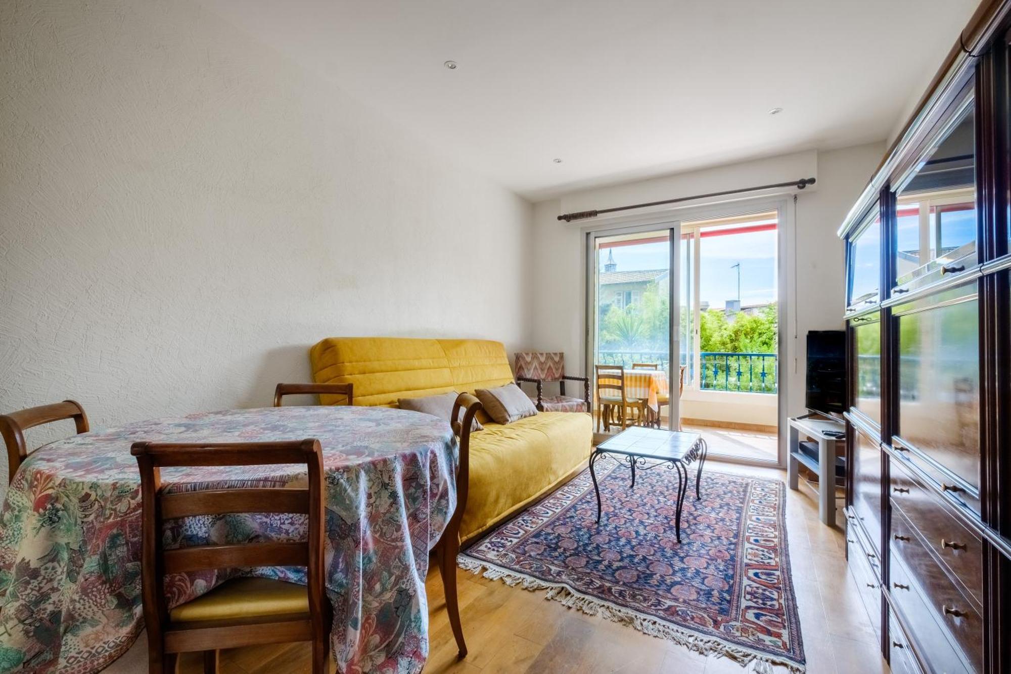 Apartment Saint-charles Nice